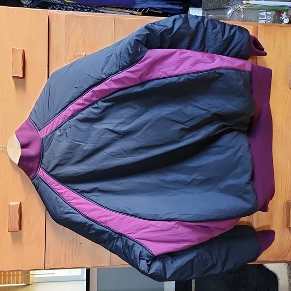 🍭HPx3🍭 NWT Nike/Jordan: Jordan Statement MA-1 Jacket, Maroon/Black - Picture 3 of 14